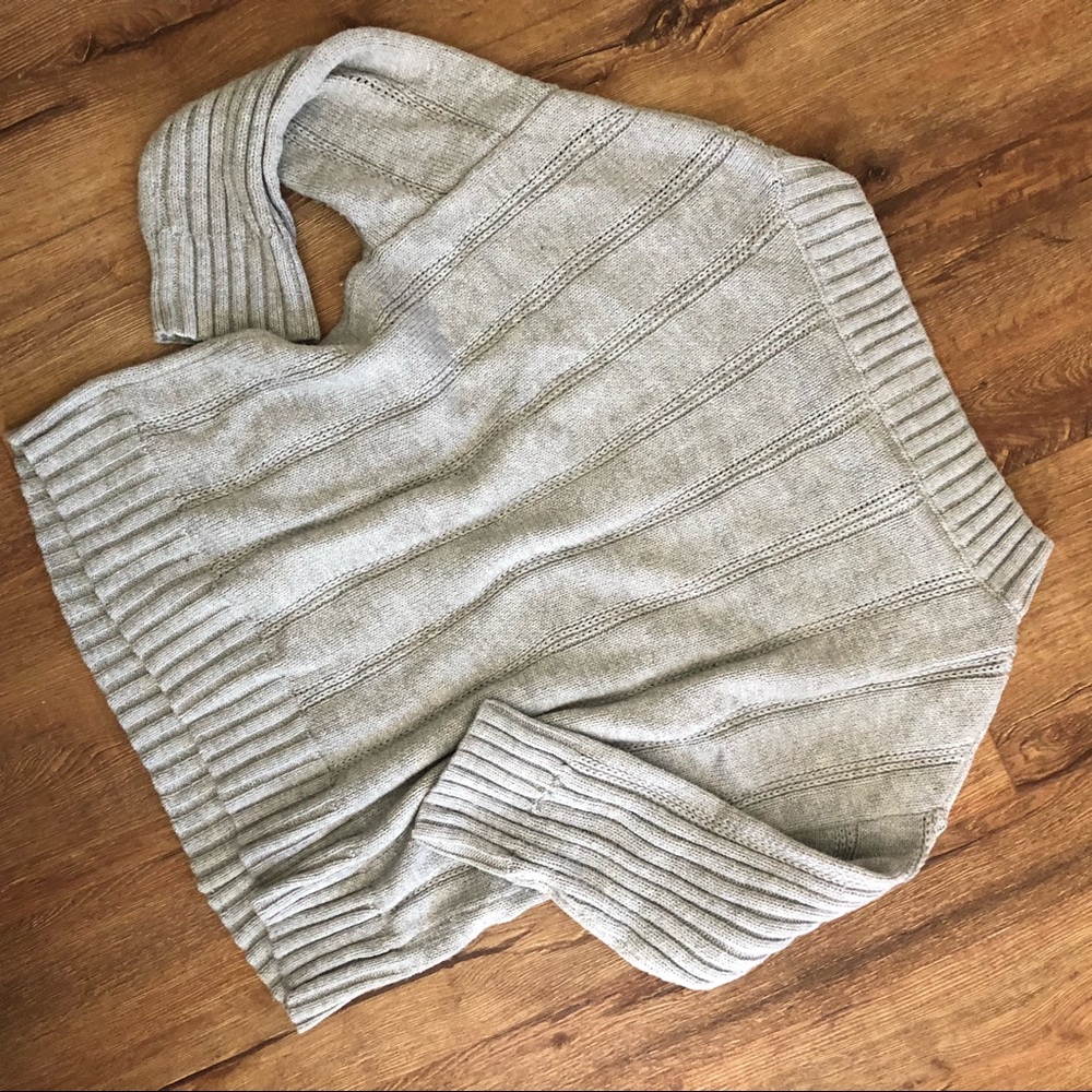 Off-the-Shoulder Sweater - Picture 3 of 6